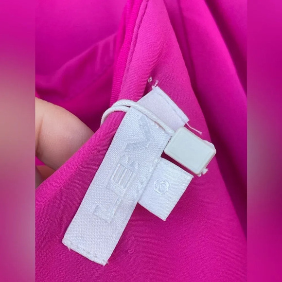 LBV Crepe Pleated Day Dress in fuschia size 6 - Picture 14 of 17